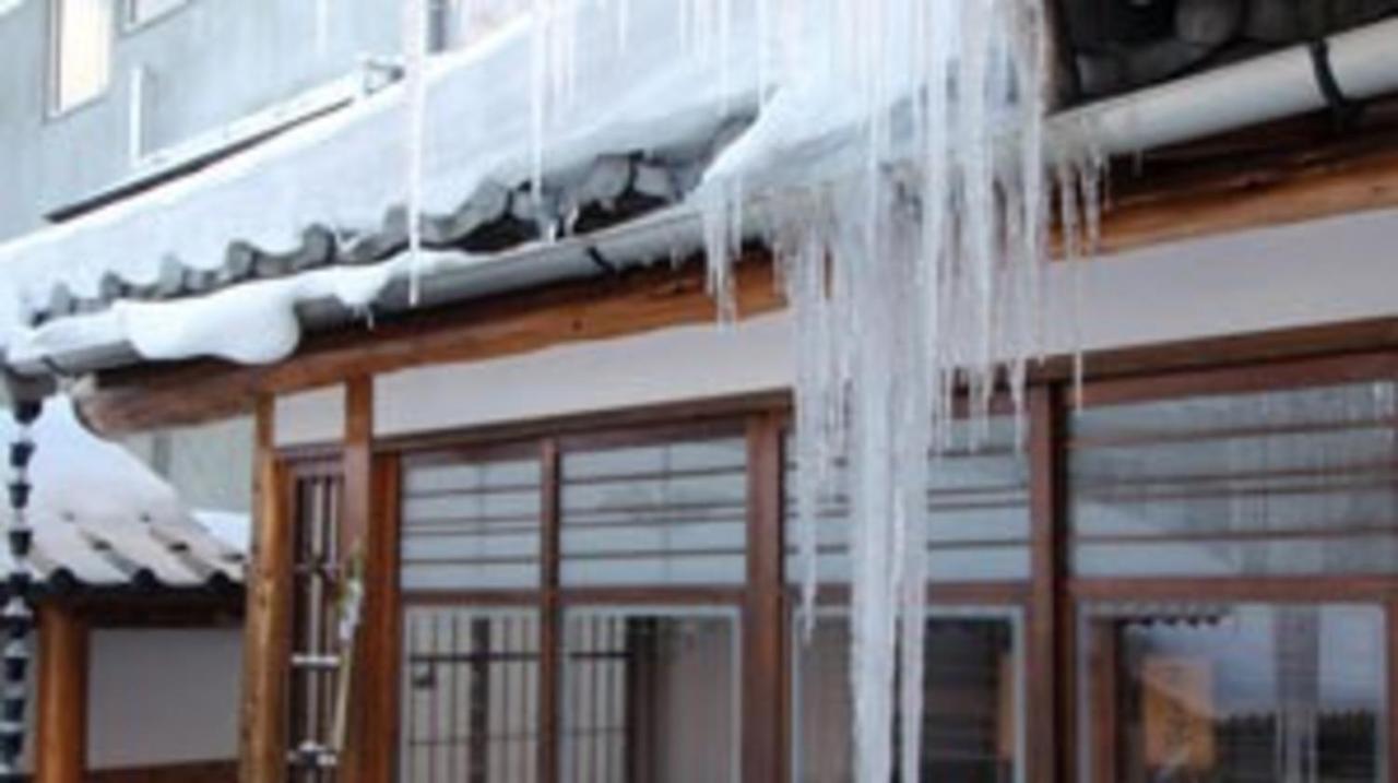 Hotel Hinokitei Bokusui à Kusatsu  Extérieur photo