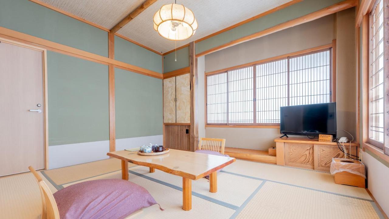 Hotel Hinokitei Bokusui à Kusatsu  Extérieur photo